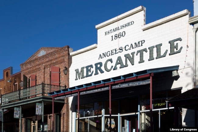 Angels Camp is California's most famous Gold Rush town, thanks to writer and humorist Mark Twain, who made the town in Calavares County the setting for his 1865 short story, "The Celebrated Jumping Frog of Calaveras County."