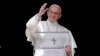 Paus Imbau Gunakan Alkitab Lebih Sering seperti Ponsel