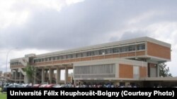 Manifestation d'étudiants à l'université Félix Houphouët-Boigny.