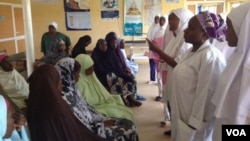 Pregnant women receiving health talks in Kaduna, Nigeria. (VOA / S. Elijah)