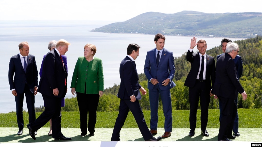 Các nhà lãnh đạo G7 sau khi đứng chụp hình gia đình ở La Malbaie, tỉnh Québec, Canada, ngày 8 tháng 6, 2018.