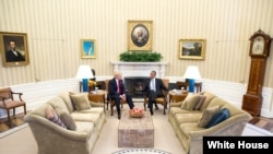 Rais Barack Obama akiwa na rais mteule Donald Trump huko White House mapema mwezi huu.