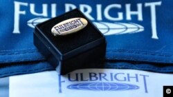 Fulbright-logo-2