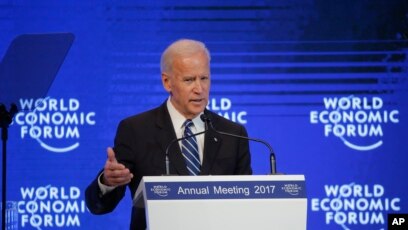 拜登与习近平在达沃斯会面