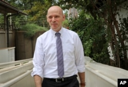   The new US Ambassador to South Sudan Thomas Hushek talks to the Associated Press at the Embassy in Juba, South Sudan, June 25, 2018. 