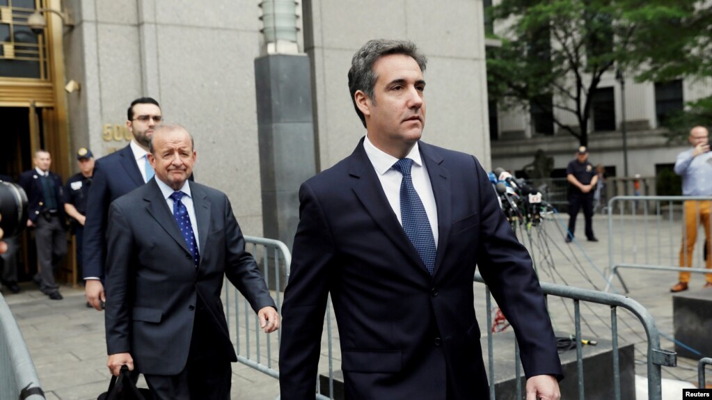 El abogado personal del presidente Donald Trump, Michael Cohen, sale de la corte federal en Manhattan, el 30 de mayo de 2018.