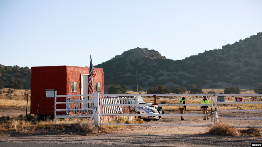 Rust filminin çekildiği New Mexico eyaletindeki Bonanza Deresi Çiftliği'nin girişi