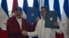 Honduras y Nicaragua firman tratado de límites fronterizos en el mar Caribe