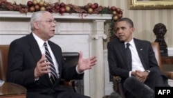 El general retirado, Colin Powell, dice que respalda a Barack Obama, pero sigue siendo republicano.