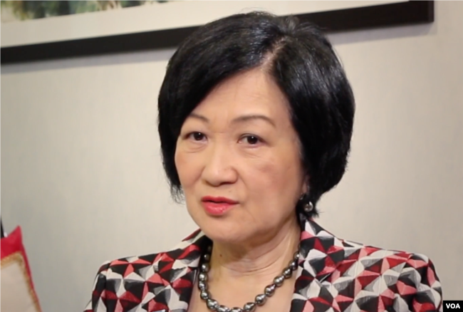 香港建制派领袖、原保安局长叶刘淑仪接受美国之音采访。(2019年10月10日）