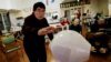 Jepang Melirik Robot untuk Perawatan Lansia Masa Depan