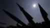 КНДР установила две ракеты на мобильные пусковые установки