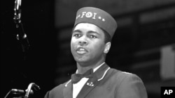 Muhammad Ali berbicara di konvensi Muslim kulit hitam di Chicago, AS, 25 Februari 1968.