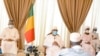 Le président du Mali, Ibrahim Boubacar Keita, rencontre les chefs religieux en juin 2020 au palais présidentiel de Koulouba à Bamako, au Mali.