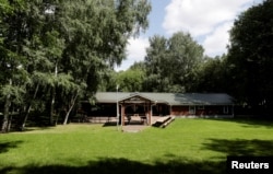 A view shows a country house at a dacha compound used by U.S. diplomats for recreation, in Serebryany Bor residential area in the west of Moscow, Russia, July 31, 2017.