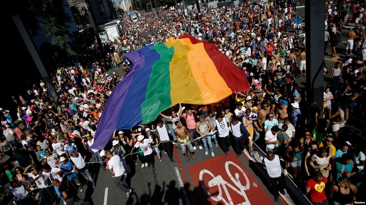 In Brazil, Hundreds of Thousands March for Gay Rights