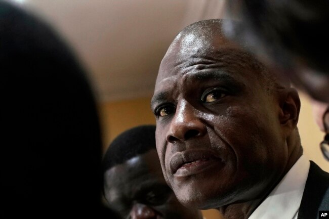 Congolese opposition presidential candidate Martin Fayulu delivers a statement at his headquarters in Kinshasa, Congo, Jan. 8, 2019.