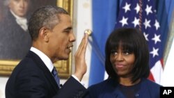 奥巴马在公众就职仪式一天前在白宫宣誓就任