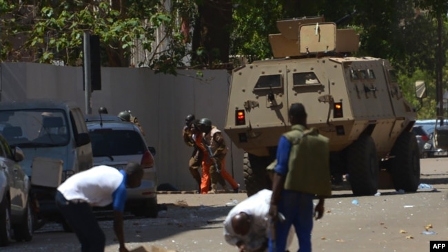 En images : l'attaque de Ouagadougou