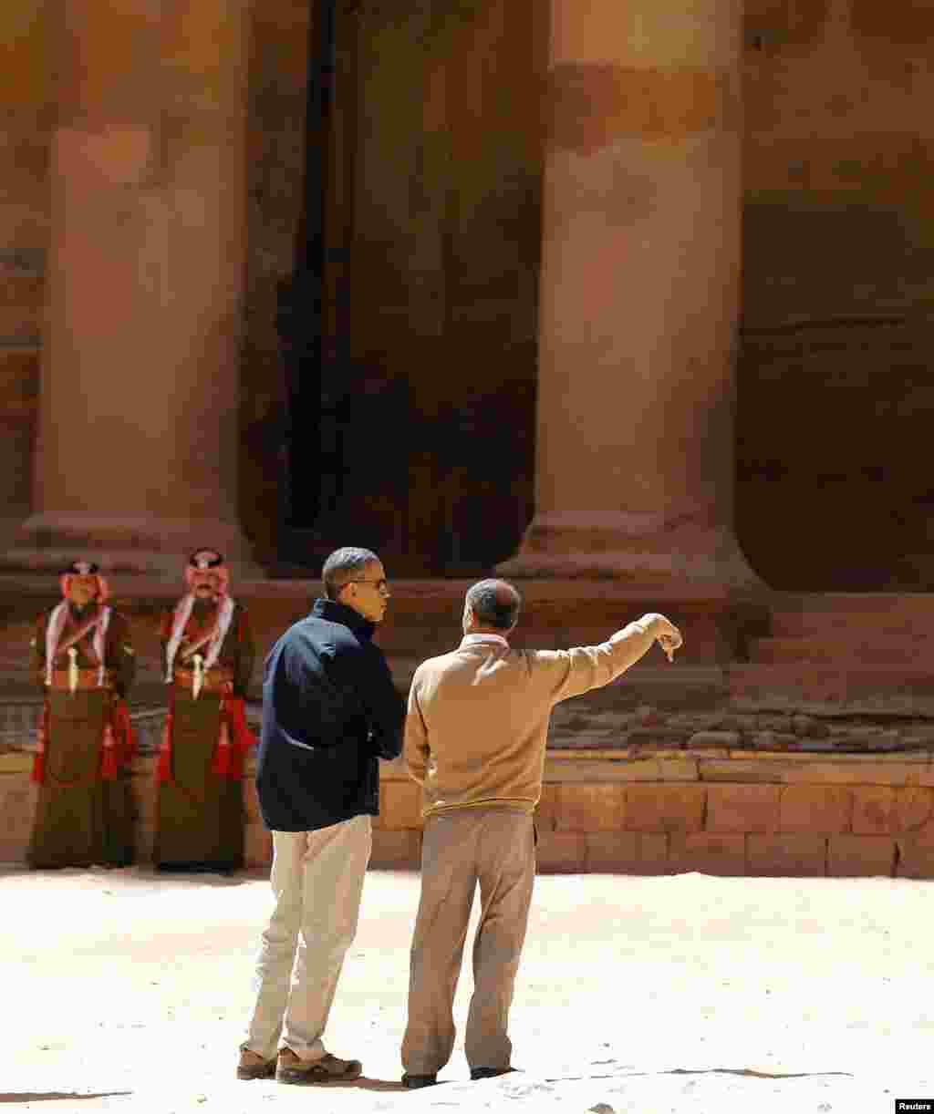 صدر اوباما کا اُردن میں قدیم شہر بترا کا دورہ