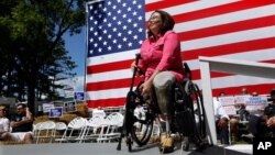 Tư liệu - Thượng nghị sĩ Dân chủ Tammy Duckworth.