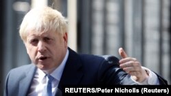 Le nouveau Premier ministre britannique, Boris Johnson, prononce un discours, sur Downing Street, à Londres, Grande Bretagne.