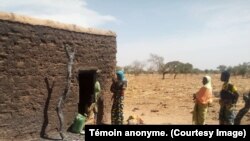 Des campements Peuls détruits par les Koglweogo dans le Centre-Nord du Burkina Faso, 3 janvier 2019.