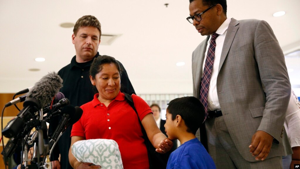 CD417B49-8CF8-4537-AF6D-D6D8902C58B6_cx0