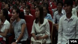 Speaking at a youth forum in Phnom Penh over the weekend, where some 700 students gathered, Pung Chhiv Kek, founder of the rights group Licadho, said youths need “awareness of the world and self-development to be active citizens.”