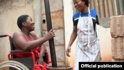 De Corpo e Alma Moçambique, filme de Matthieu Bron sobre a vida de três jovens deficientes em Maputo