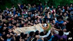 Funeral de Burhan Wani