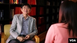 Prof. Thanes Arpornsuwan of Thamasart University talks with VOA Thai, Bangkok, Thailand.