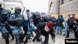 Polícia reprime manifestação em Moscovo, 31 janeiro 2021