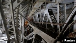 Steel beams on the draw span, which needs replacement, are shown on the Arlington Memorial Bridge in Washington, June 20, 2016.