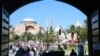 Warga Yunani Menentang Hagia Sophia Menjadi Masjid