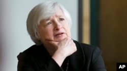 A la hora de las explicaciones, la presidente de la Reserva Federal, Janet Yellen, es todo un juego de palabras.