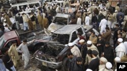 Blast Kills 16 in Pakistan 
