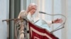 Paus Benediktus XVI Tinggalkan Vatikan 