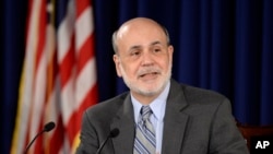 Predsednik Federalnih rezervi Ben Bernanki govori na konferenciji za novinare u Vašingtonu 18. septembra 
