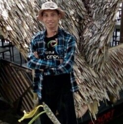 Edy Sudrajat, tokoh pemuda dan pendiri komunitas masyarakat peduli wisata Pulau Rinca (foto: courtesy).