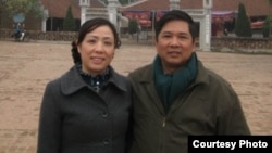 Ông Cù Huy Hà Vũ và vợ, bà Nguyễn Thị Dương Hà đã tới thủ đô Washington hôm 7/4/2014.