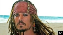 Johnny Depp berperan sebagai Captain Jack Sparrow dalam "Pirates of the Caribbean: On Stranger Tides" (Foto: dok).