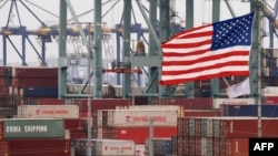 美国加利福尼亚州长滩港口装满中国进口商品的集装箱（2019年5月14日）