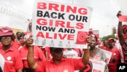 Bring back our girls campaigners chant slogans during a protest calling on the government to rescue the remaining kidnapped girls of the government secondary school who were abducted almost three years ago, in Lagos, Nigeria, April. 13, 2017. 