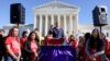 Jaksa agung negara bagian Texas Ken Paxton berbicara di depan para pendukung larangan aborsi di depan gedung Mahkamah Agung AS di Washington DC, Senin 1 November 2021. 