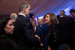 نانسی پلوسی و پادشاه اسپانیا در حاشیه ضیافت شام رئیس جمهوری اسرائیل
