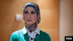 سارا حکمتی، خواهر امیر حکمتی شهروند آمریکایی زندانی در ایران