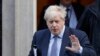 Johnson, renuente, pide prórroga de Brexit