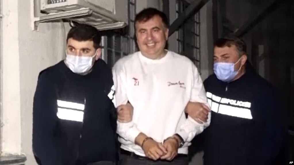 Ish presidenti Mikheil Saakashvili arrestohet pas kthimit në Gjeorgji