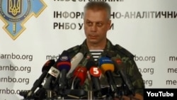 Juru bicara militer Ukraina, Andriy Lysenko menyalahkan Rusia atas konflik di Ukraina timur (foto: dok).